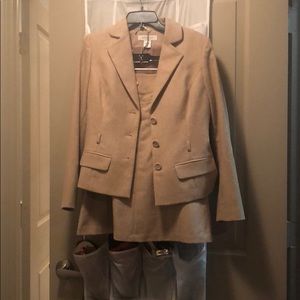 Tan/beige suite